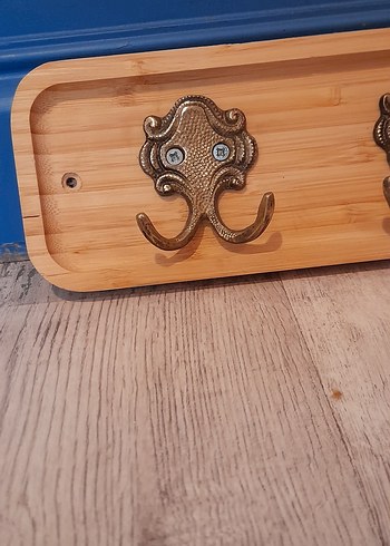 Ahşap ve pirinç Askılık - Görsel 4