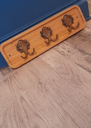 Ahşap ve pirinç Askılık - Görsel 2