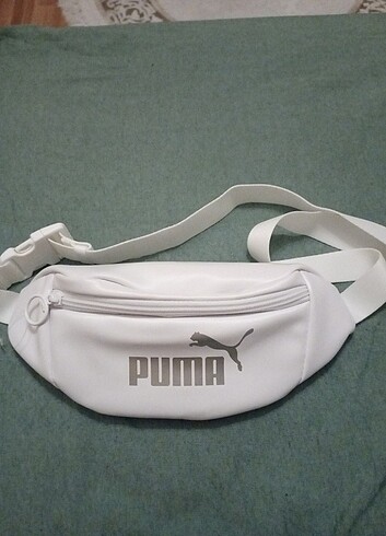 puma ön çanta.