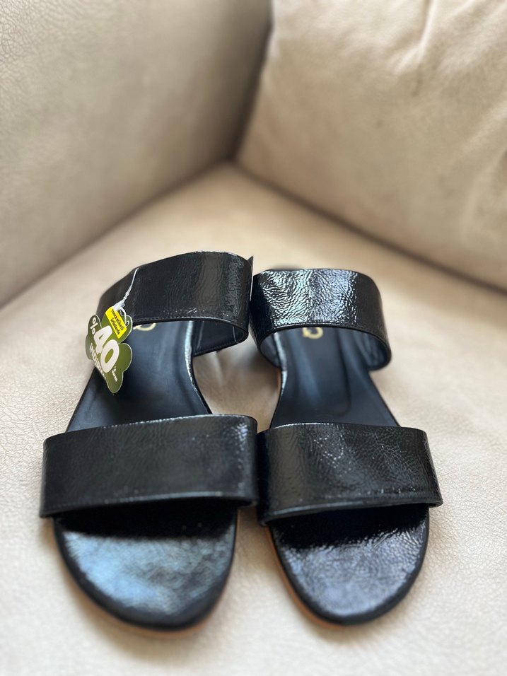 Siyah Parlak Yılan Desenli Kadın Terlik - Görsel 2