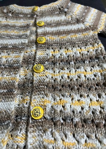 Düğmeli, Örgü Desenli Bej Bebek Hırkası - Görsel 2