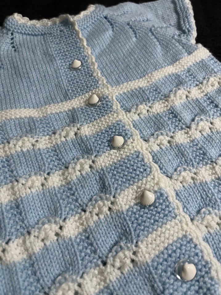 Mavi Beyaz Örgü Bebek Süveter - Görsel 2