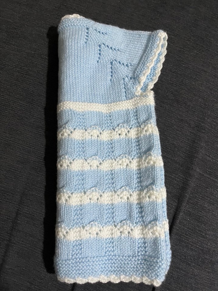 Mavi Beyaz Örgü Bebek Süveter - Görsel 3