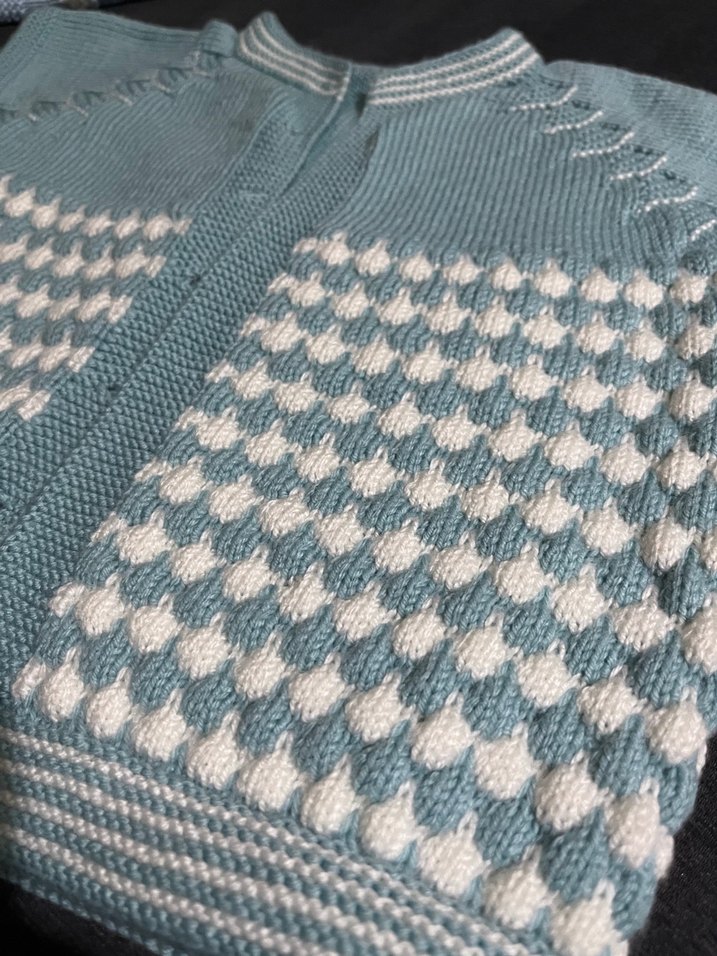 Erkek Çocuk Mavi Triko Kolsuz Süveter - Görsel 2