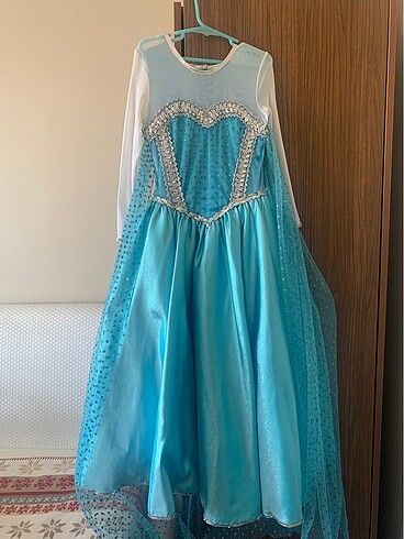 Elsa kostümü