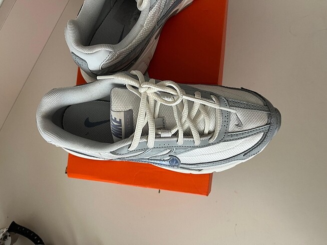 36,5 Beden NIKE SPOR AYAKKABI