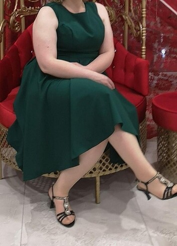 Zümrüt yeşili abiye - Görsel 2