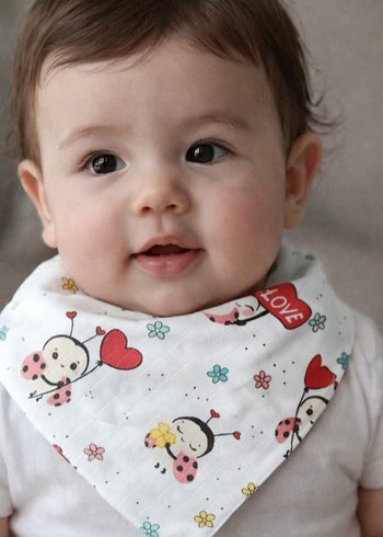 Bebek İçin Pastel Desenli Beyaz Önlük - Görsel 3