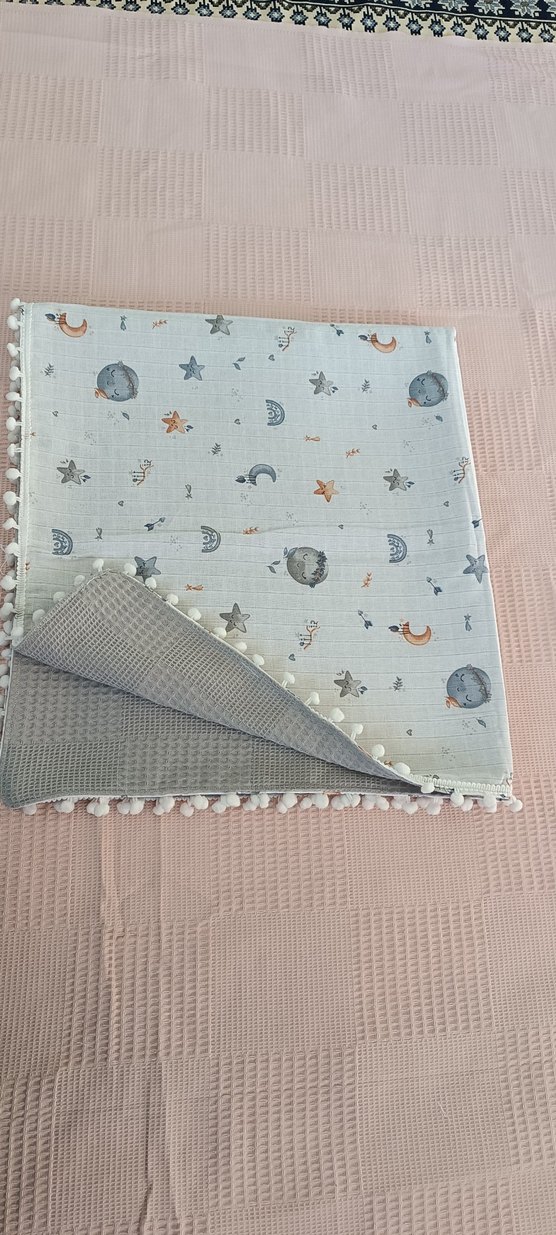 Gri Nakışlı Çocuk Battaniyesi - Görsel 3