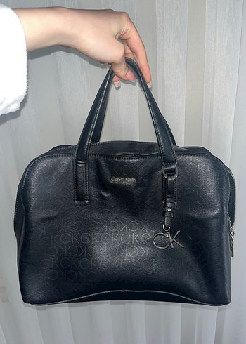 Calvin Klein Siyah Deri Calvin Klein Kadin El Cantasi