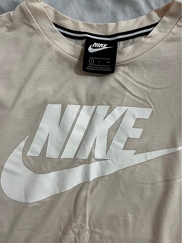 s Beden Nike tişört