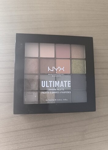  Beden Renk Nyx far paleti 