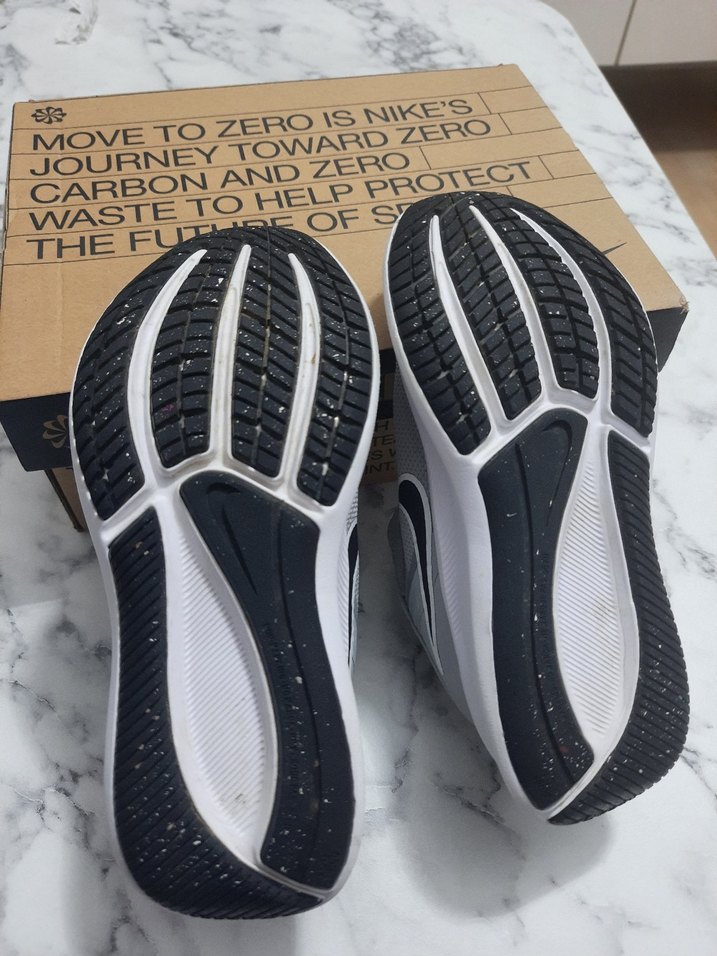 Nike gri  Çocuk Spor Ayakkabı - Görsel 3