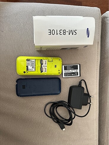 Az kullanılmış Samsung cep telefonu