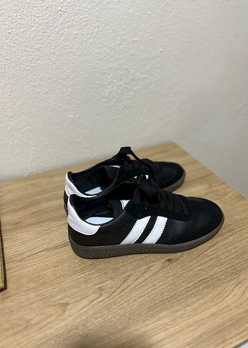 38 Beden siyah Renk Adidas samba