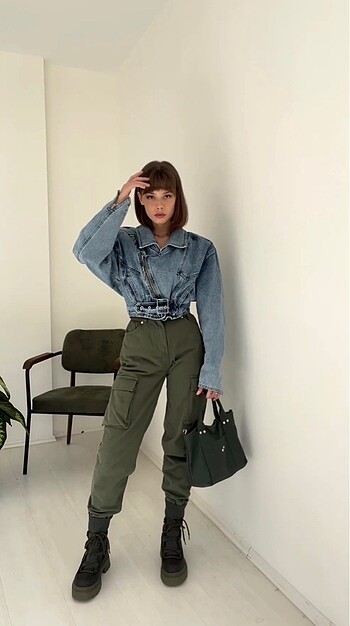 Bershka Pantolon