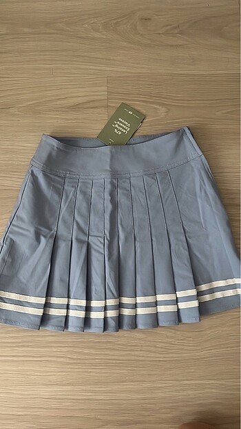 h&m pileli etek