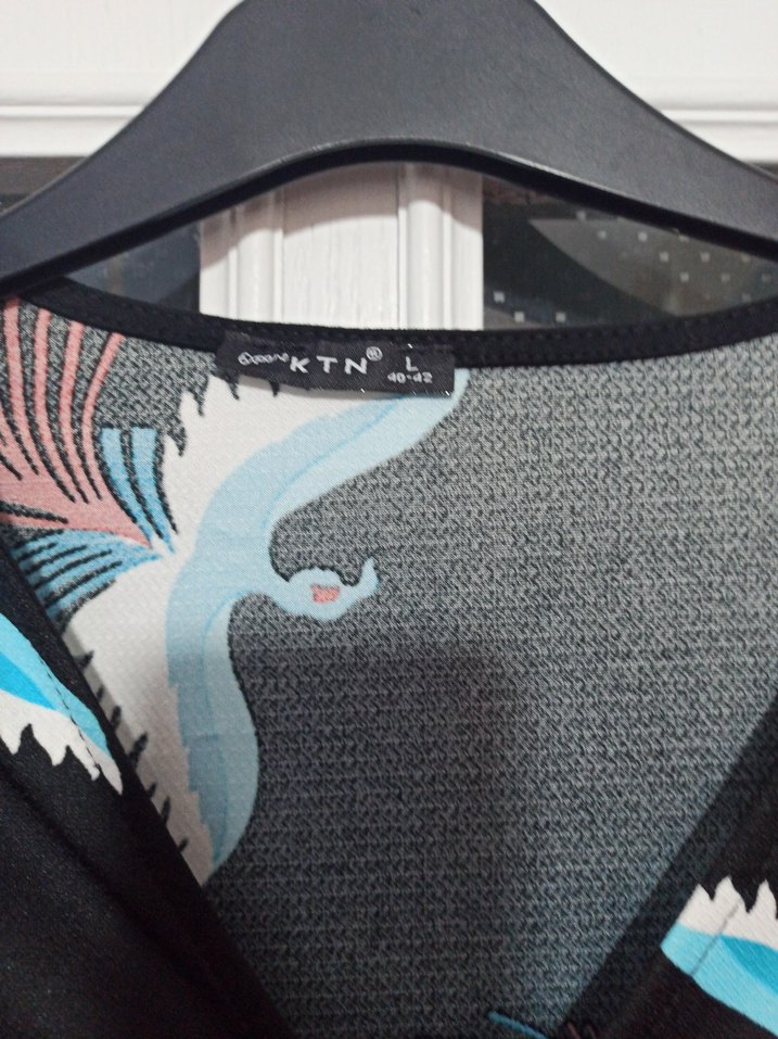 Drapeli V Yaka Desenli Hamile Tulum - Görsel 3