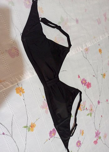 40 Beden Siyah Bikini üstü