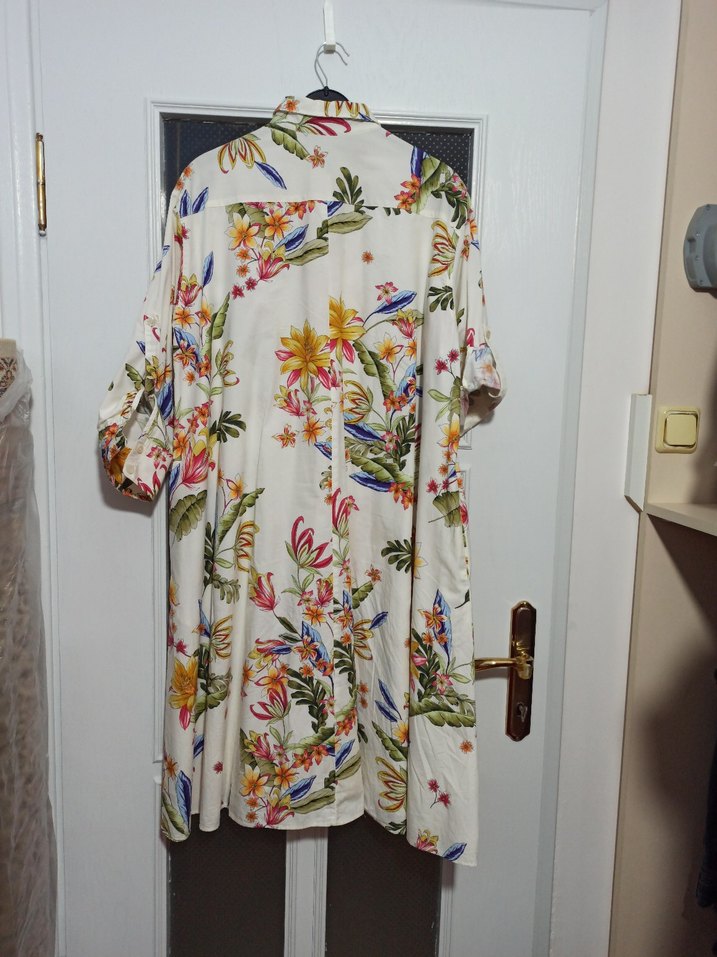 Çiçek Desenli Uzun  Tunik - Görsel 2