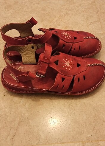 39 Beden kırmızı Renk Tasarım deri sandalet
