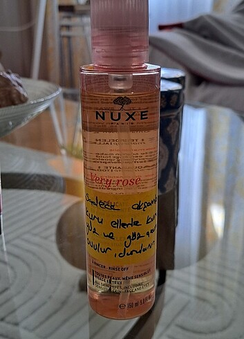 Nuxe Nuxe cilt temizleme ve bakım seti