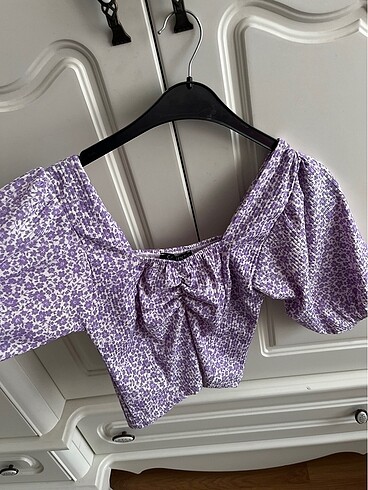 Çiçekli Madonna Yaka Crop Bluz S-M - Görsel 3