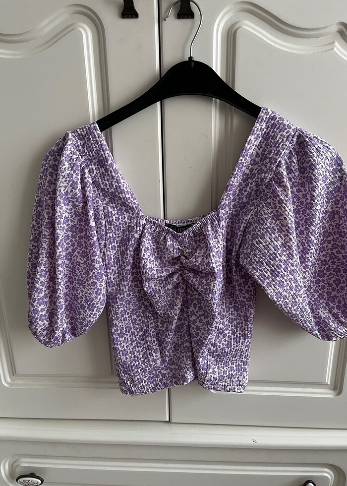 Çiçekli Madonna Yaka Crop Bluz S-M - Görsel 2