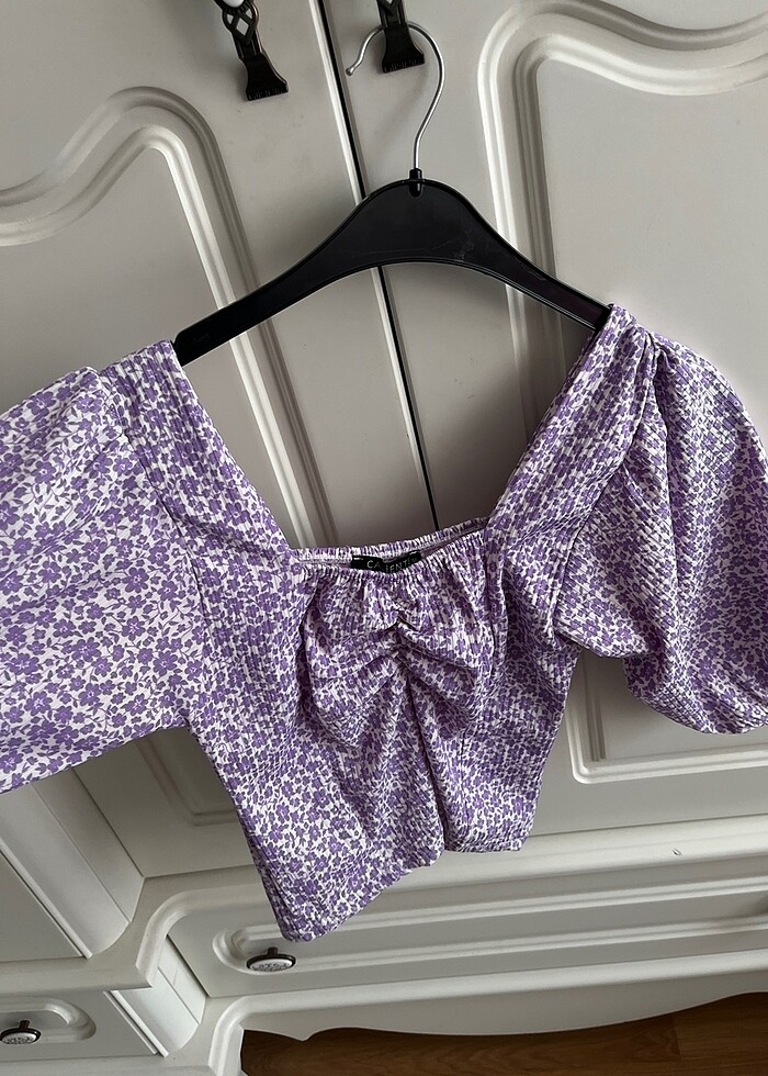 Çiçekli Madonna Yaka Crop Bluz S-M - Görsel 3