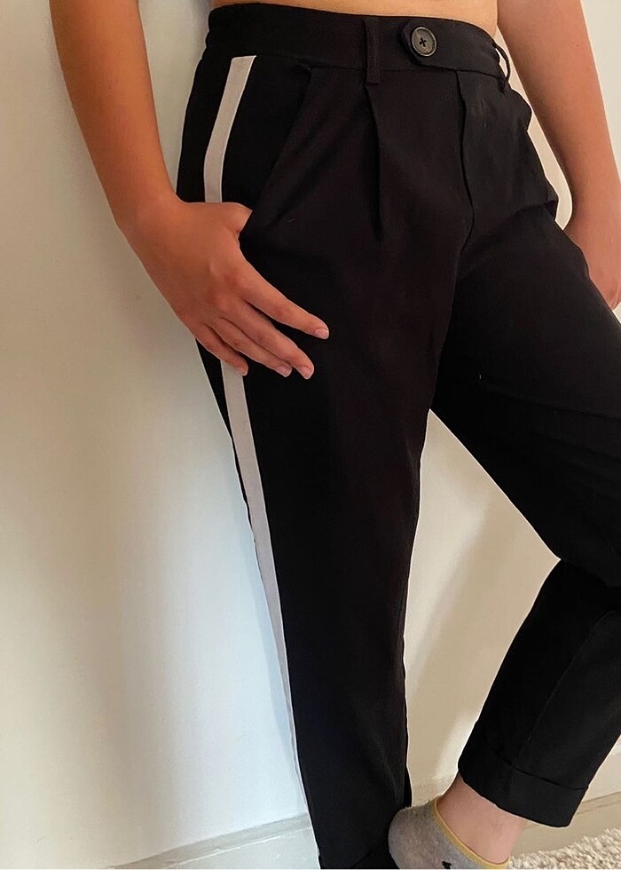 Kenarları beyaz çizgili kumaş pantolon xs - Görsel 2