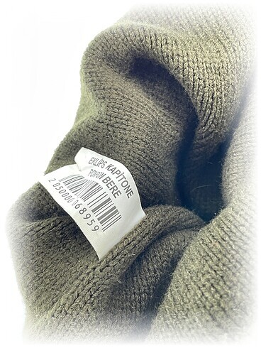 Beden PreLoved Şapka %70 İndirimli.