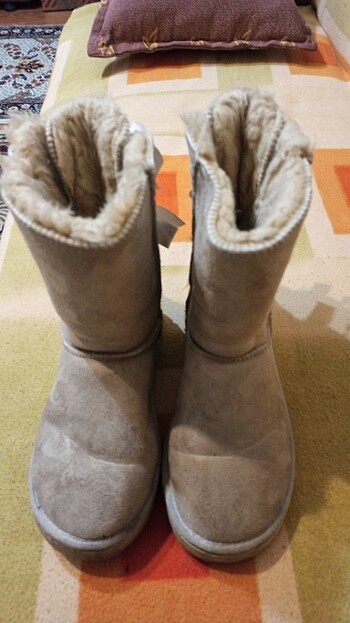 UGG australia