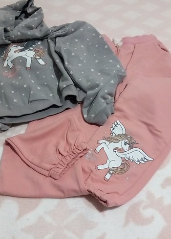 Kız Çocuk Gri Kapüşonlu Unicornlu Eşofman Takımı