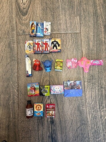 Mini brands mega gross Disney marvel