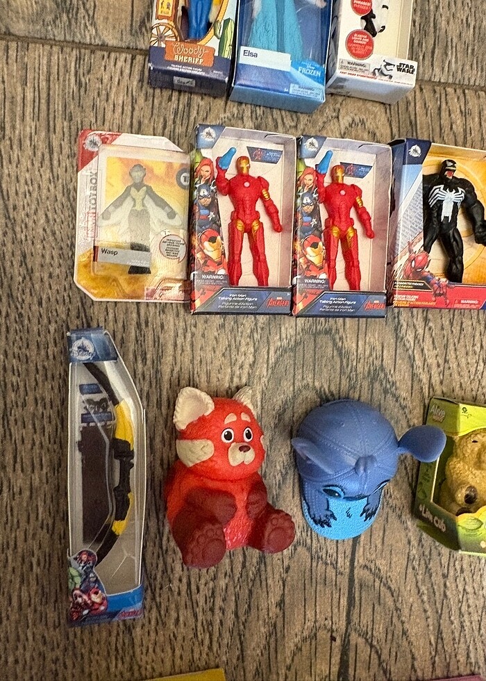 Mini brands mega gross Disney marvel - Görsel 4