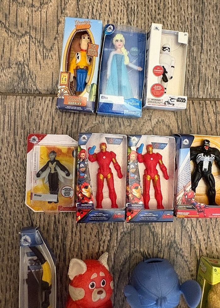 Mini brands mega gross Disney marvel - Görsel 3