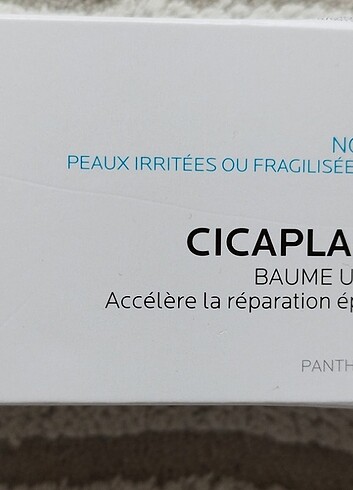 La Roche Posay Cicaplast Baume B5 vitaminli yüz kremi 