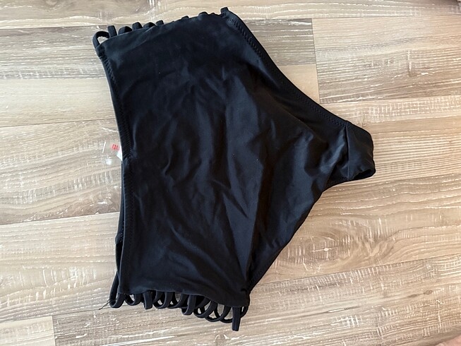 36 Beden siyah Renk Penti bikini altı