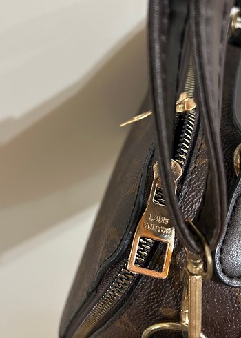 LV Kahverengi Deri Kadın Çapraz Çanta - Görsel 3