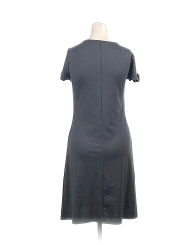 l Beden PreLoved Kısa Elbise %70 İndirimli.