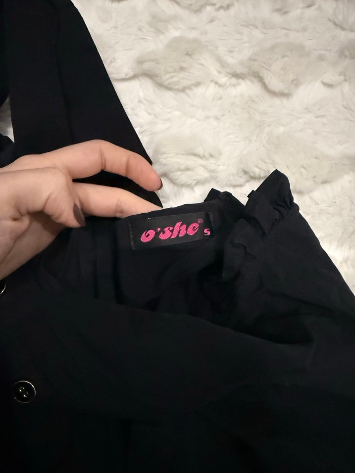 Düğmeli Siyah Askılı Gotik Bluz - Görsel 2