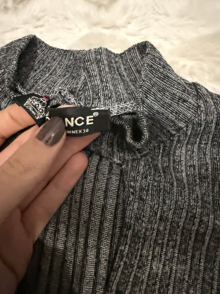 Gri V Yaka Fitilli Kadın Triko Kazak - Görsel 3