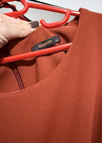 Uzun Kemerli Kahverengi Kadın Elbise - Görsel 2