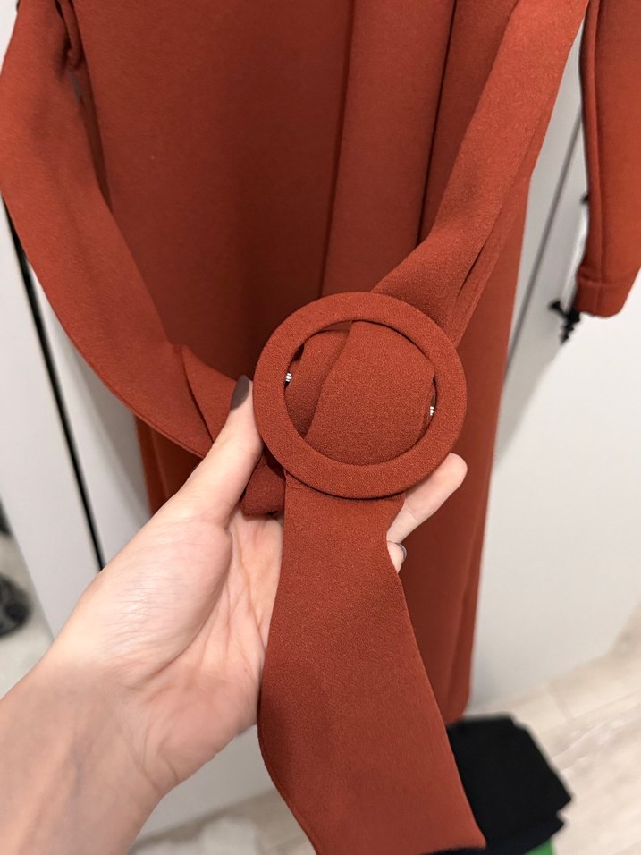 Uzun Kemerli Kahverengi Kadın Elbise - Görsel 3