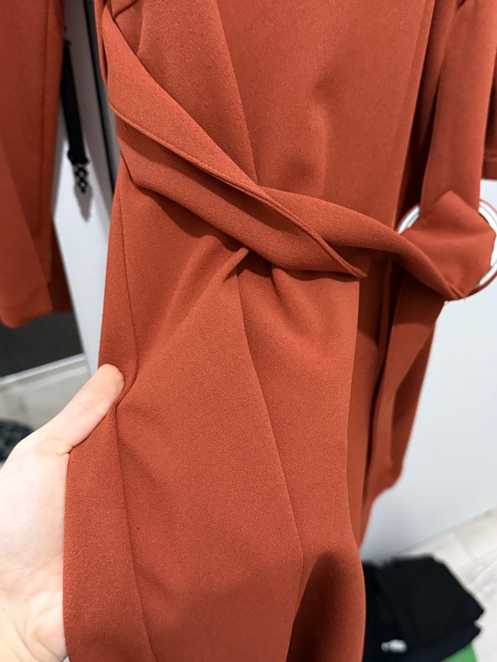 Uzun Kemerli Kahverengi Kadın Elbise - Görsel 4