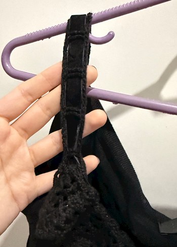 Siyah dantelli askılı  Atlet - Görsel 4