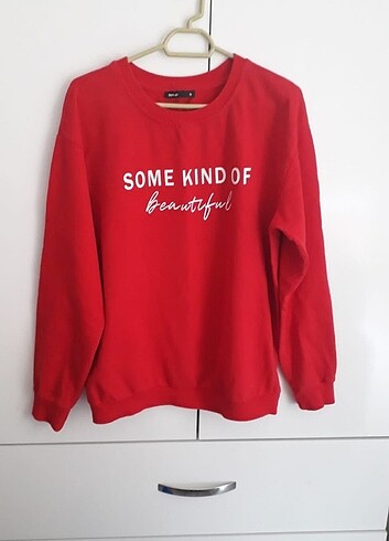 Kırmızı sweatshirt