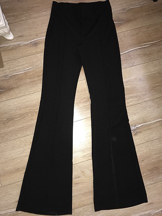 Bershka Bershka yırtmaçlı pantolon