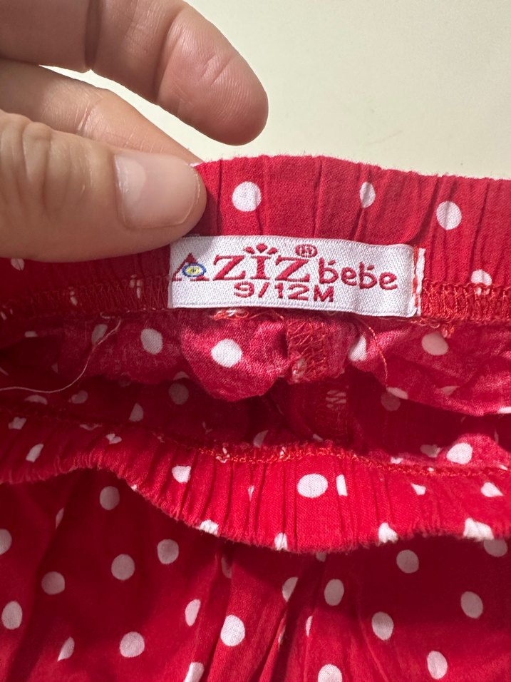 Kız Çocuk Kırmızı Nakışlı Dantelli Şort - Görsel 3