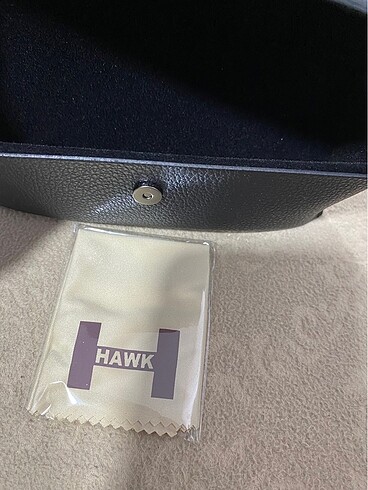 Hawk gözlük kutusu - Görsel 3